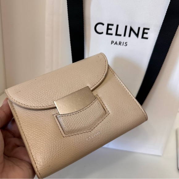 💎Authentic Celine Trotteur flap neutral leather wallet with shopping bag - Picture 12 of 16